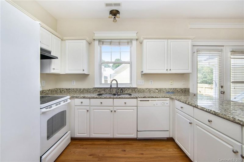 Property image 2 at 16919 Pennington Drive, Huntersville, NC 28078