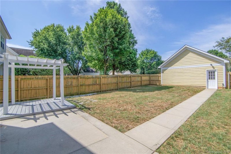 Property image 5 at 16919 Pennington Drive, Huntersville, NC 28078