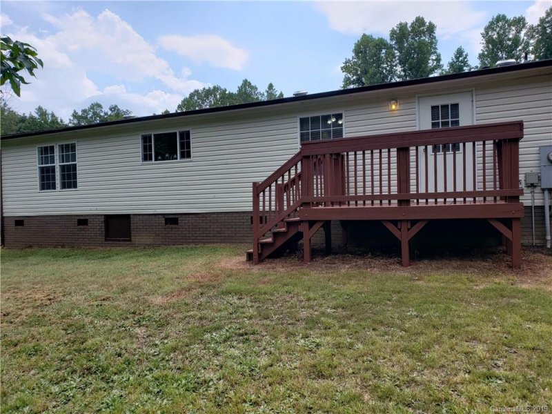 Property image 2 at 115 Harvest Moon Court, Statesville, NC 28625