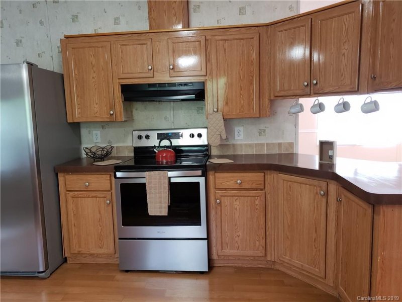 Property image 3 at 115 Harvest Moon Court, Statesville, NC 28625