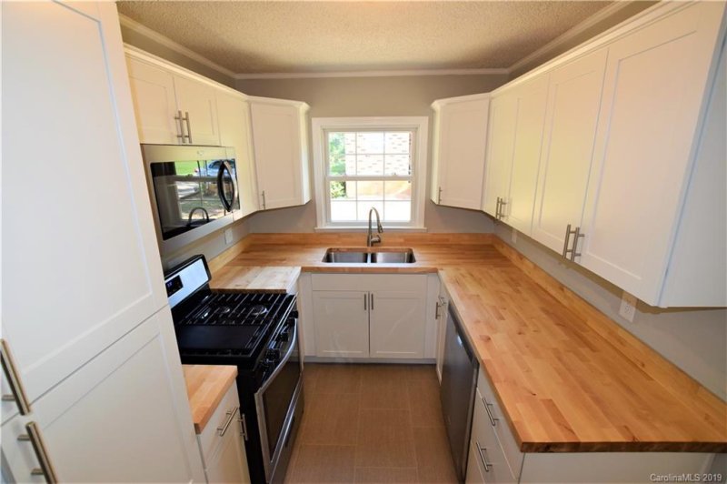 Property image 5 at 2112 Hollandale Drive, Gastonia, NC 28054