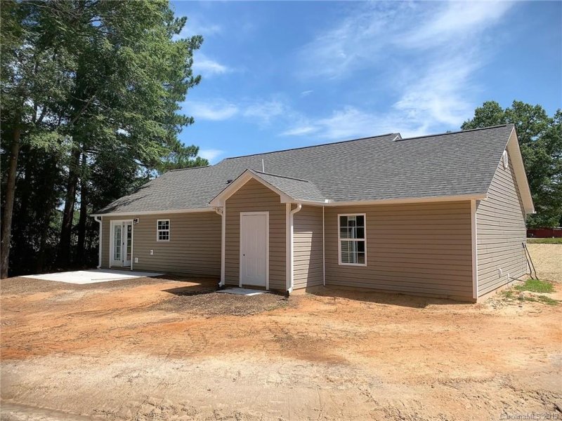 Property image 2 at 1898 Mcilwain Road, Lancaster, SC 29720