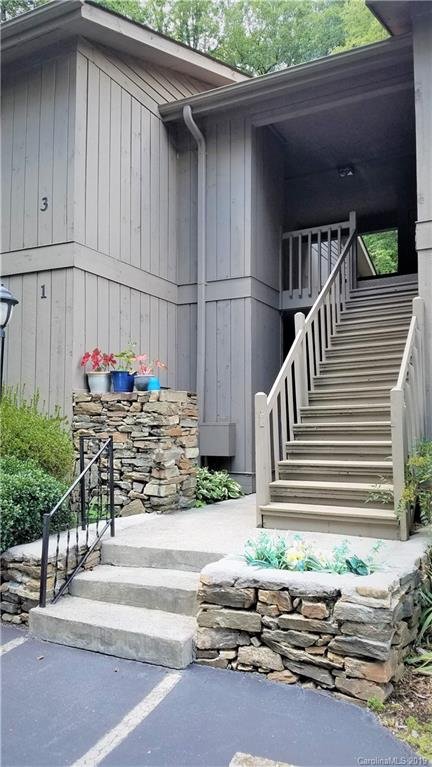 Property image 5 at 53 Lake Drive, Hendersonville, NC 28739