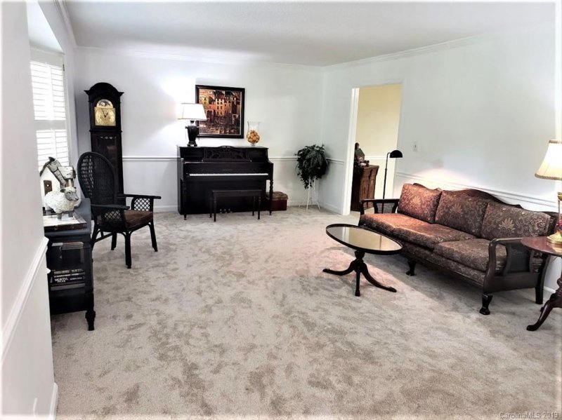 Property image 3 at 8 Cove Creek Place, Concord, NC 28025