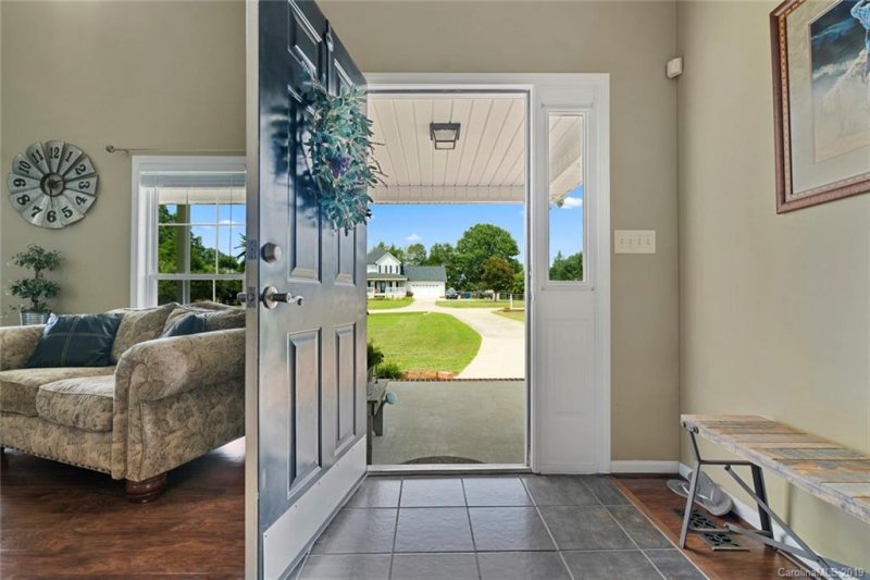 Property image 3 at 106 Lynnette Drive, Mt Ulla, NC 28125