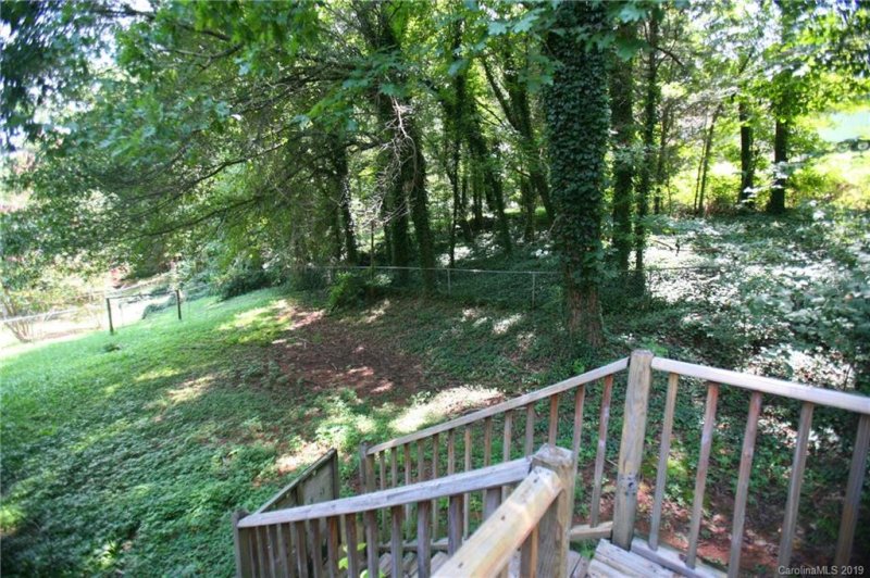 Property image 3 at 10 Mary Circle, Concord, NC 28025