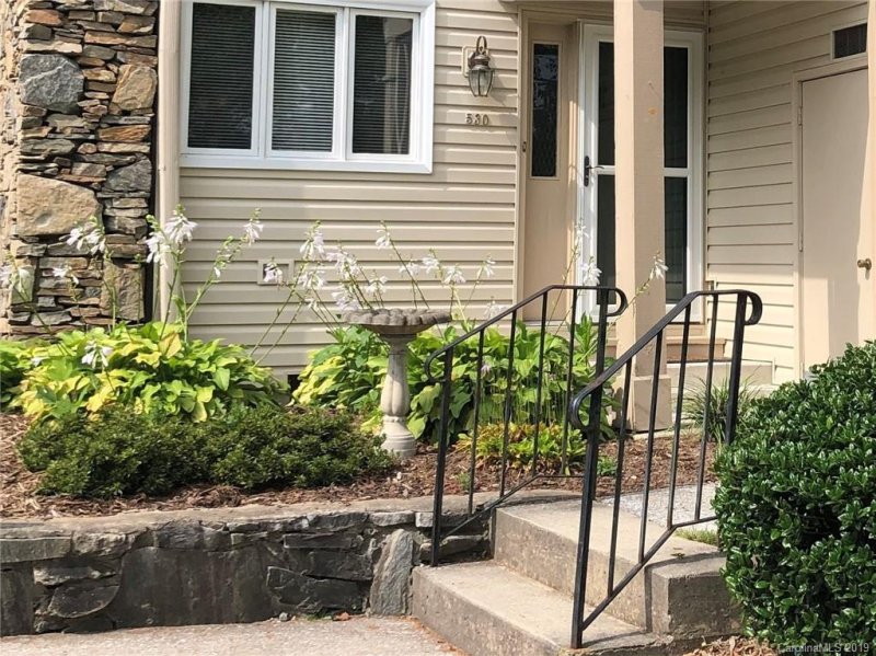 Property image 3 at 530 Britton Creek Drive, Hendersonville, NC 28791