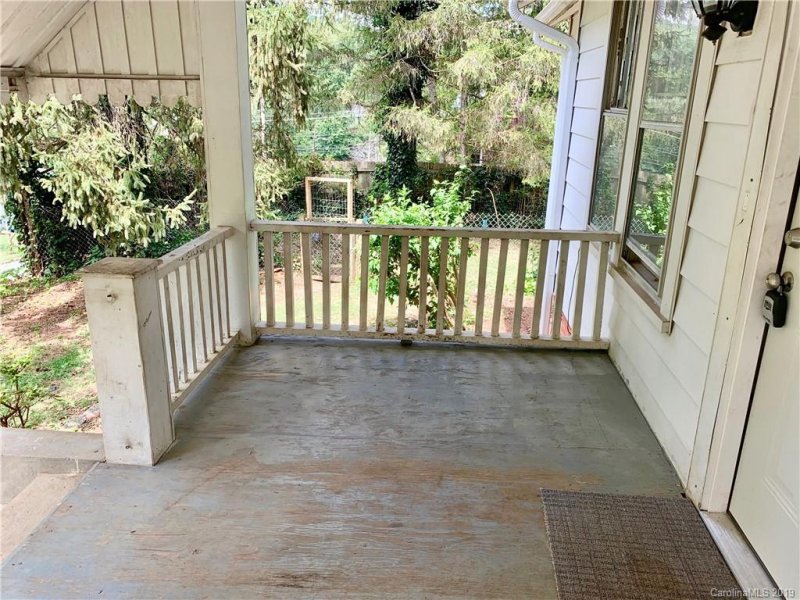 Property image 4 at 14 Oteen Park Place, Asheville, NC 28805