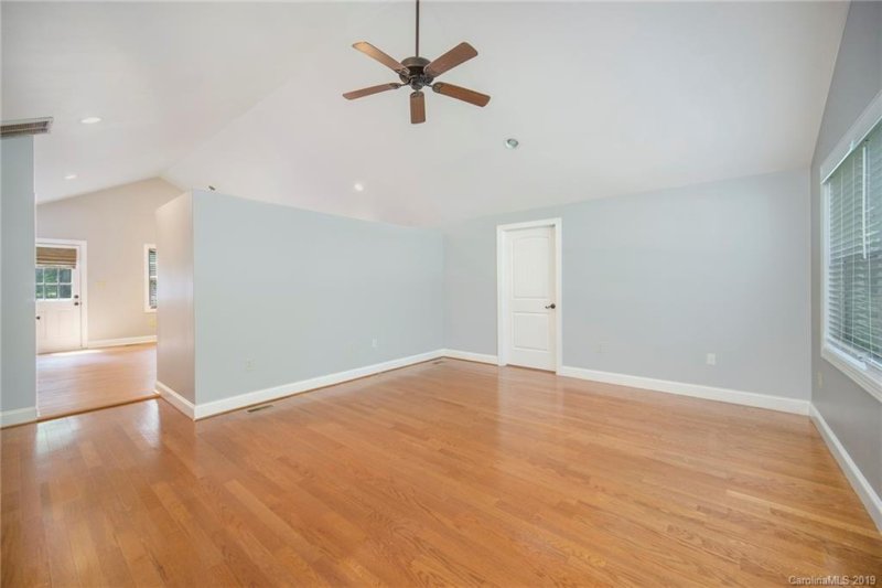 Property image 3 at 2036 Hickory Hills Drive, Denver, NC 28037