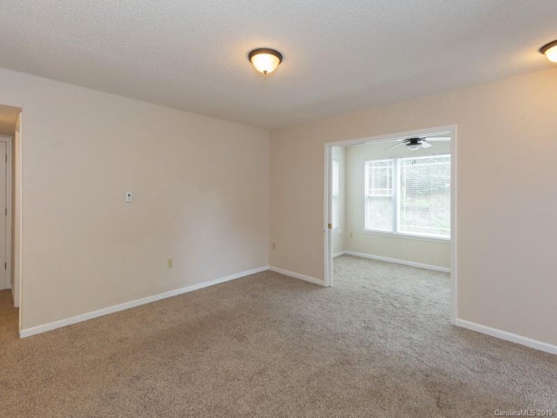 Property image 4 at 151 Morningside Lane, Hendersonville, NC 28792