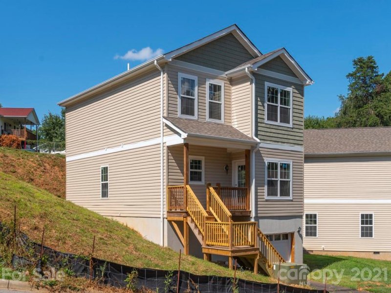 Property image 2 at 81 Kirby Road, Asheville, NC 28806