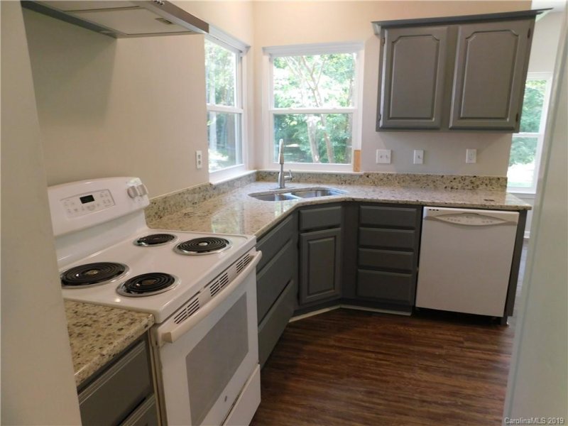 Property image 5 at 3100 Peregrine Court, Charlotte, NC 28269