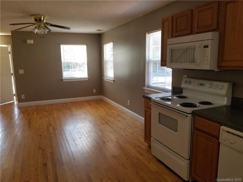 Property image 4 at 136 Turbyfill Road, Mooresville, NC 28117