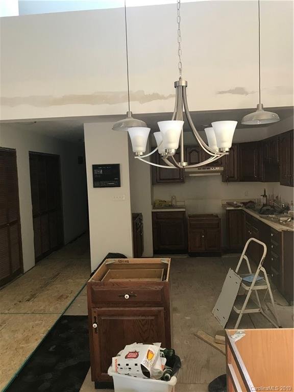 Property image 2 at 304 Woodfield Drive, Asheville, NC 28803