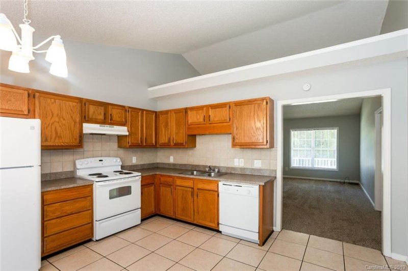 Property image 3 at 1680 Barbara Ann Circle, Kannapolis, NC 28083