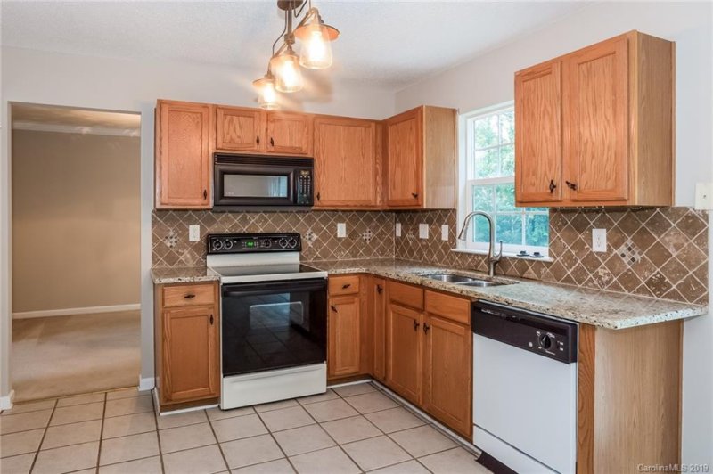 Property image 4 at 9022 Arbor Creek Drive, Charlotte, NC 28269