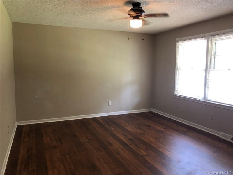 Property image 2 at 607 Colebrook Drive, Gastonia, NC 28052