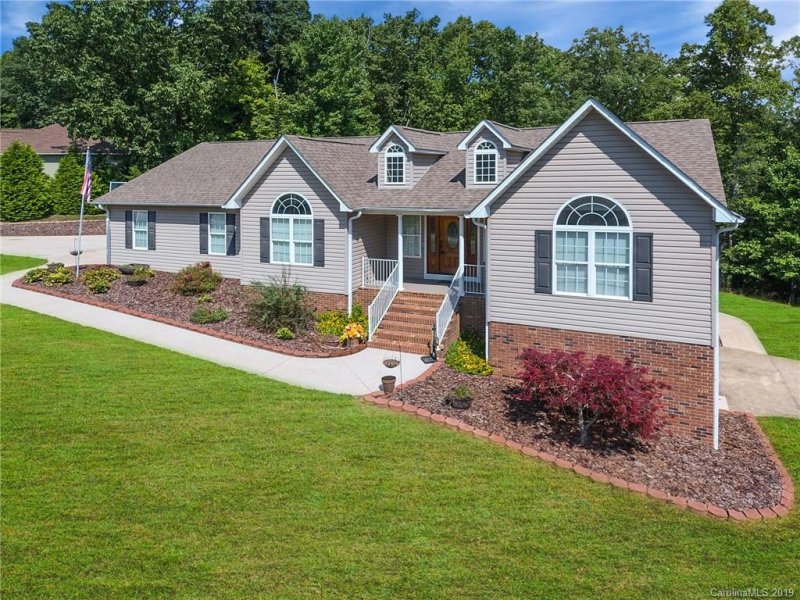 Property image 2 at 411 Timberland Drive, Marion, NC 28752