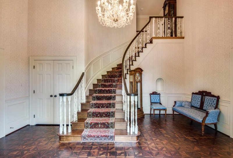 Property image 4 at 1350 10th Street Place, Hickory, NC 28601