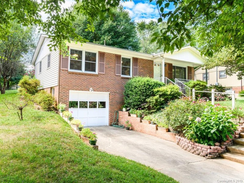 Property image 3 at 53 Skyview Terrace, Asheville, NC 28806