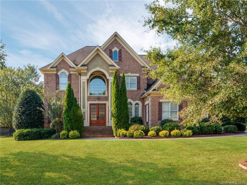 4006 Quintessa Drive