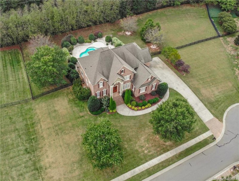 Property image 2 at 4006 Quintessa Drive, Matthews, NC 28104