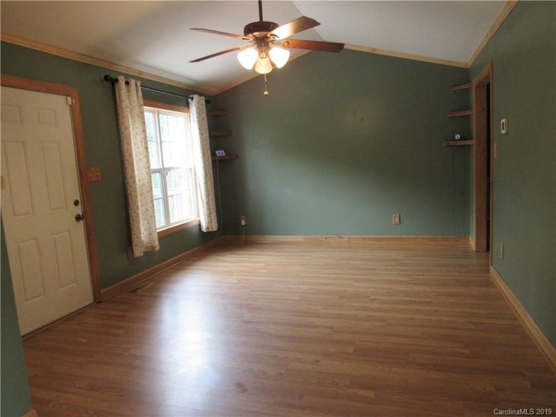 Property image 5 at 1067 Creekside Drive, Lincolnton, NC 28092