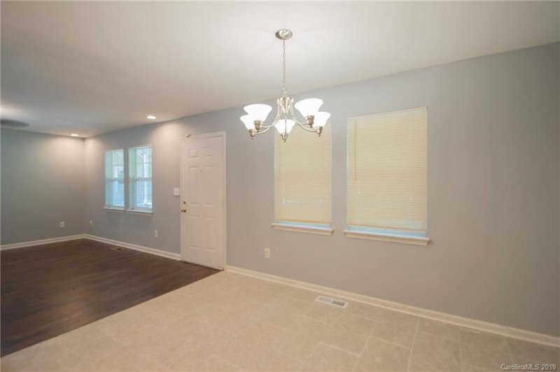 Property image 5 at 4039 Rutgers Avenue, Charlotte, NC 28206