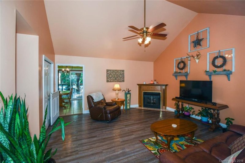 Property image 5 at 716 Pine Haven Circle, Clover, SC 29710