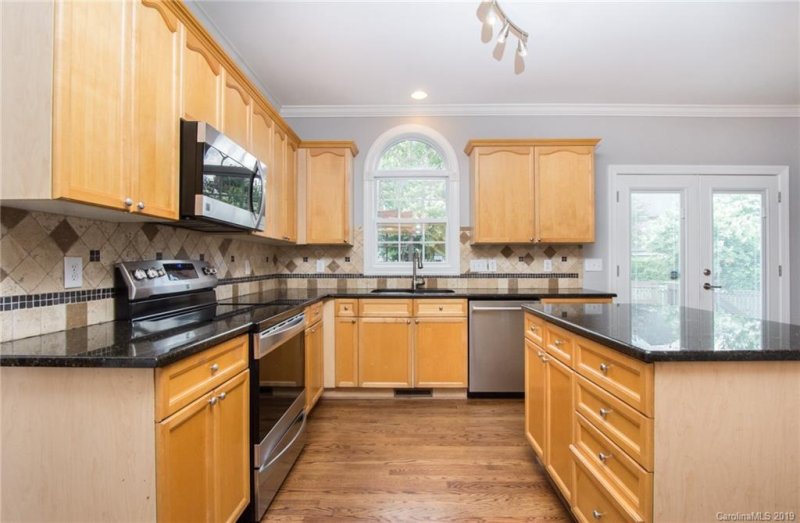 Property image 3 at 11412 Innes Court, Charlotte, NC 28277