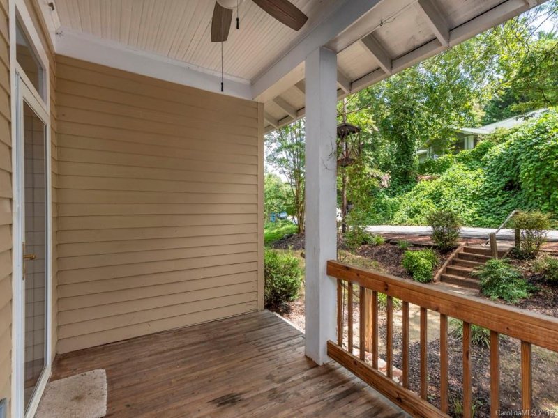 Property image 3 at 5 Parker Road, Asheville, NC 28803