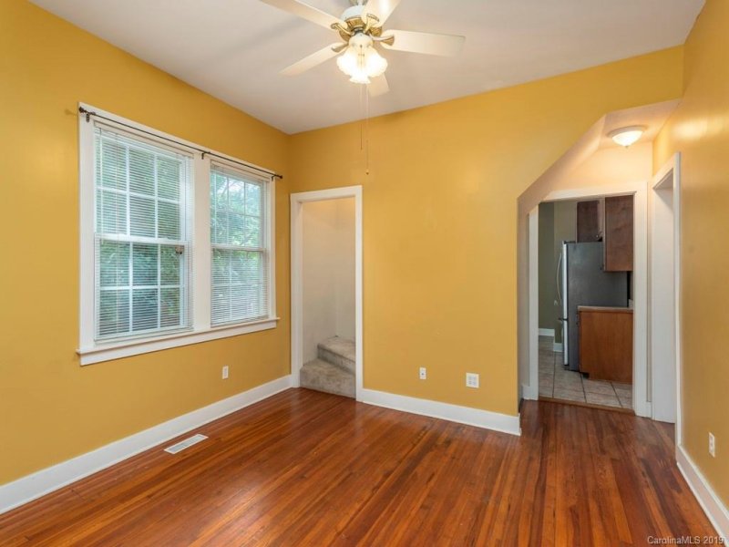 Property image 5 at 5 Parker Road, Asheville, NC 28803