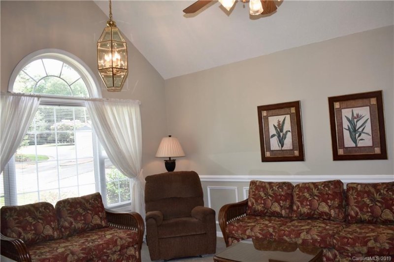 Property image 4 at 176 Columns Circle, Shelby, NC 28150