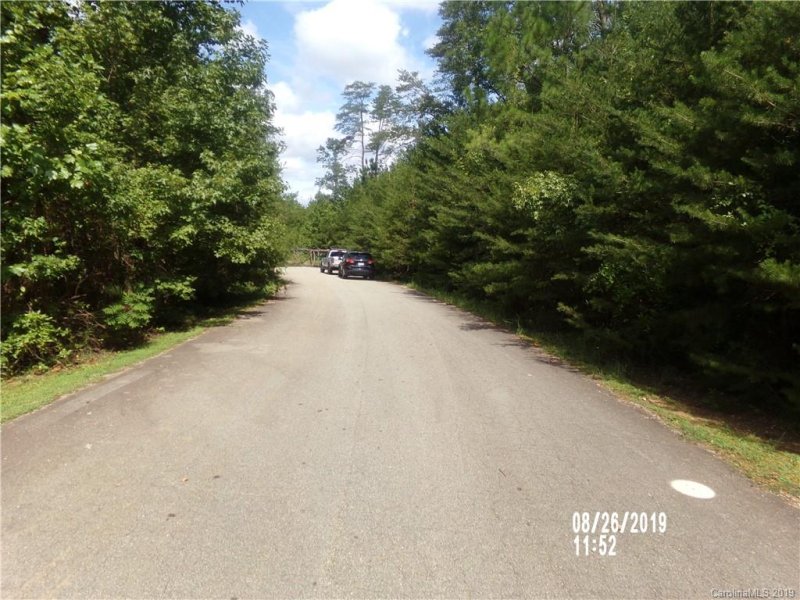 Property image 2 at 1871 Lynmore Drive, Sherrills Ford, NC 28673