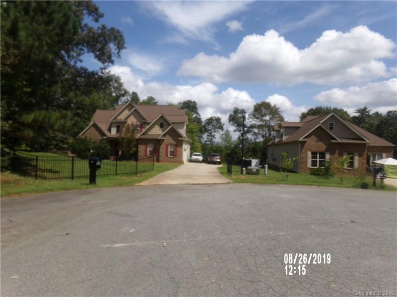 Property image 2 at 1832 Jaya Drive, Sherrills Ford, NC 28673