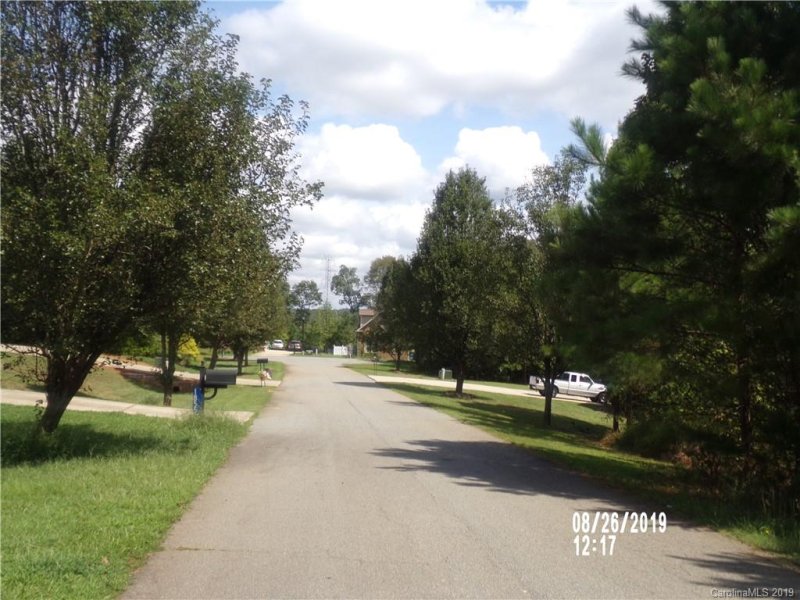 Property image 2 at 1858 Jaya Drive, Sherrills Ford, NC 28673