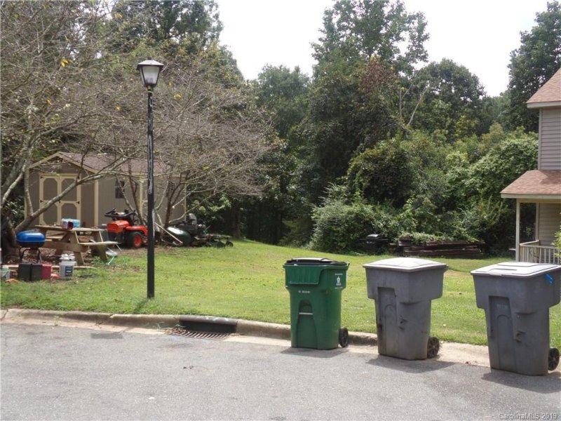 Property image 5 at 2907 Overlook Trail, Charlotte, NC 28212