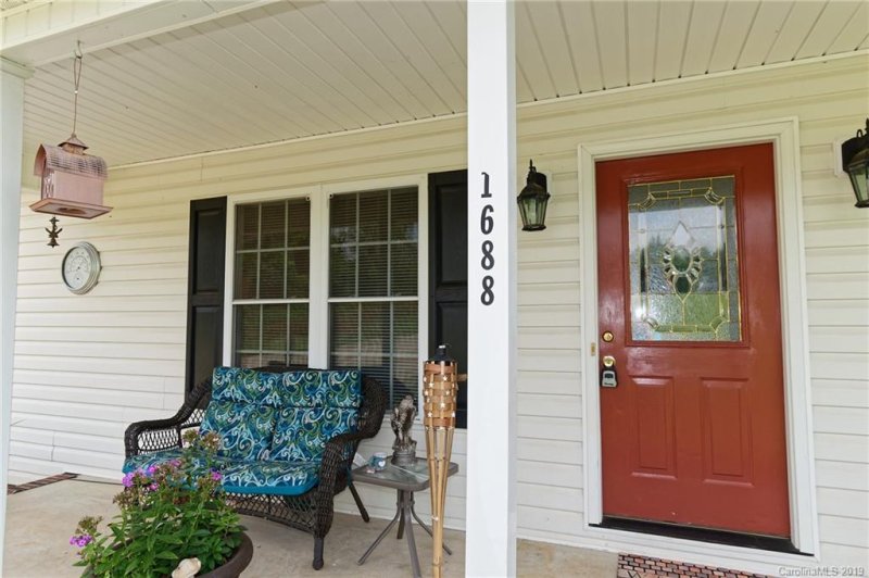 Property image 2 at 1688 Flag Lane, Vale, NC 28168