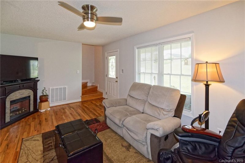 Property image 4 at 1688 Flag Lane, Vale, NC 28168