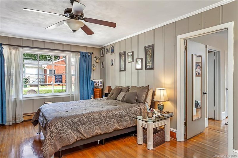 Property image 2 at 201 N Hawthorne Street, Mount Holly, NC 28120