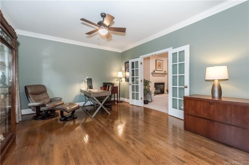 Property image 5 at 7208 St Clair Drive, Charlotte, NC 28270