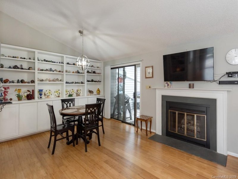 Property image 5 at 92 Hollybrook Drive, Asheville, NC 28803