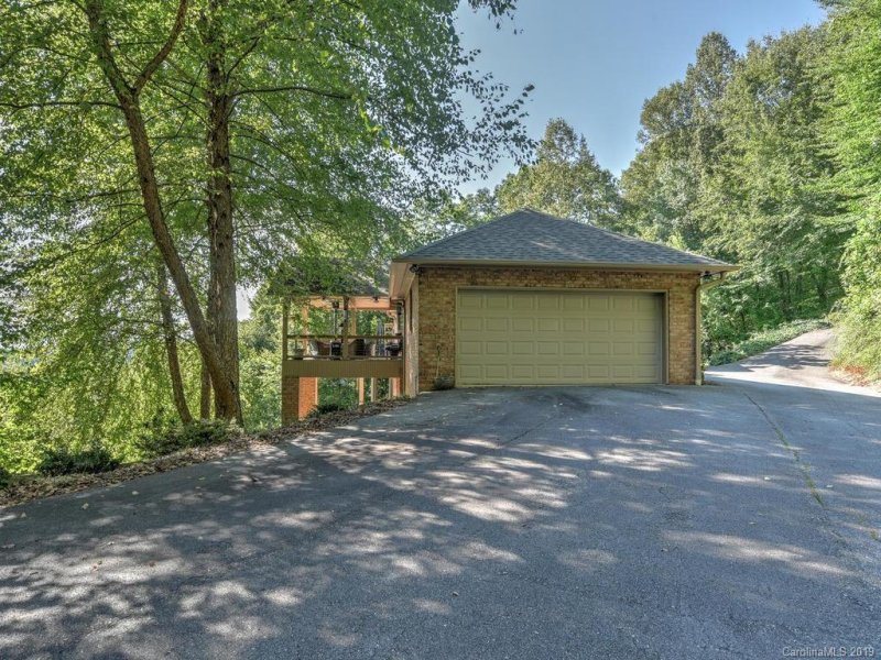Property image 5 at 35 Hawk View Drive, Asheville, NC 28804