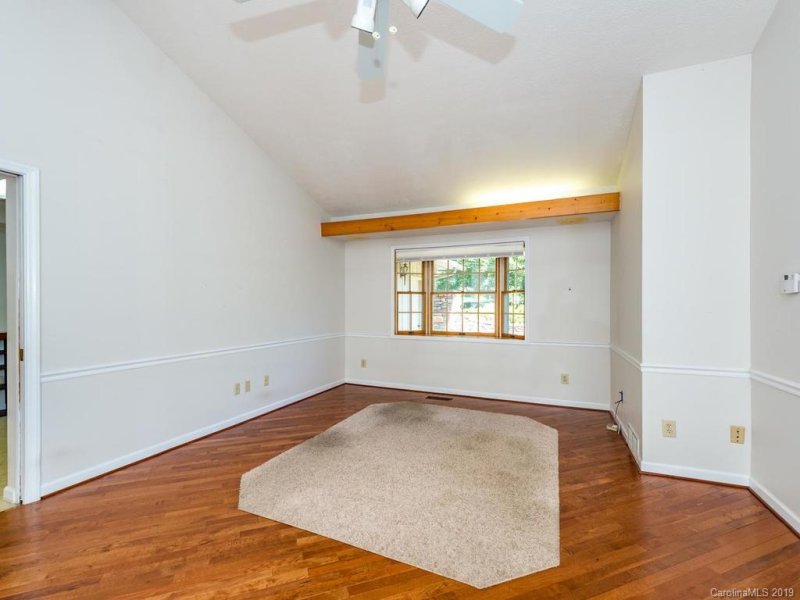 Property image 2 at 209 Lichen Lane, Hendersonville, NC 28791