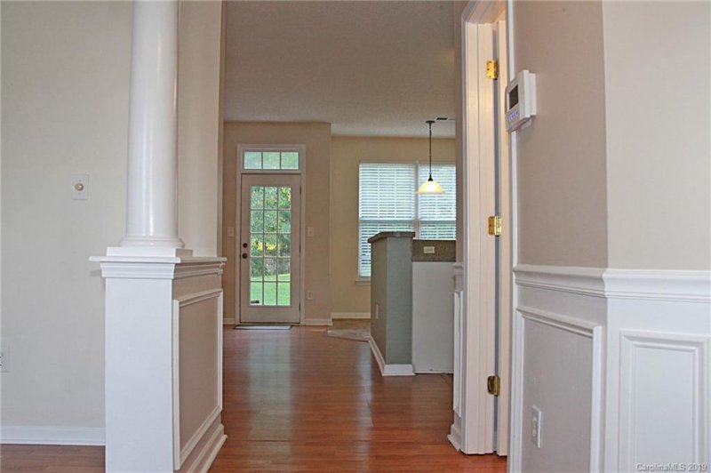 Property image 2 at 4733 Sahalee Lane, Charlotte, NC 28216