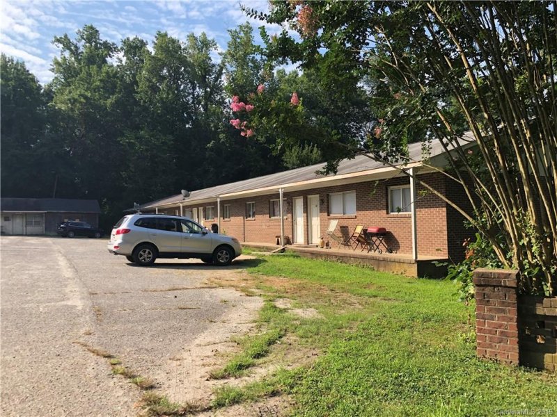 Property image 4 at 101 401 N Yadkin Avenue, Spencer, NC 28159