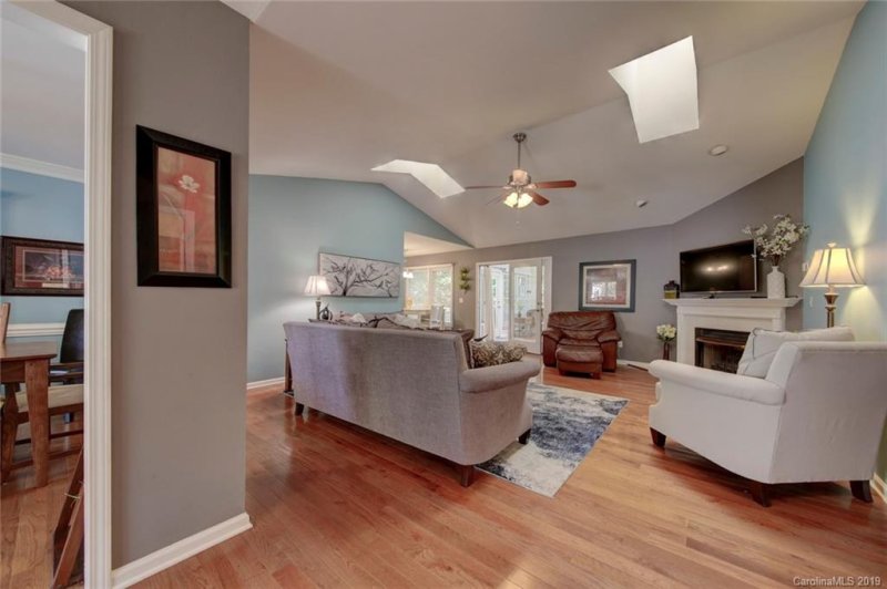 Property image 5 at 2330 Rosemont Court, Hendersonville, NC 28791