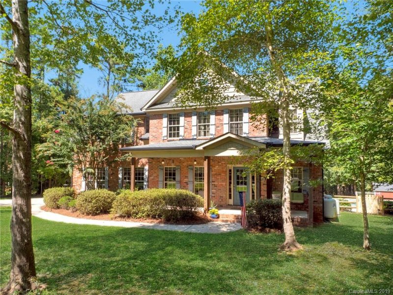 Property image 2 at 8121 Cane Pointe Lane, Waxhaw, NC 28173