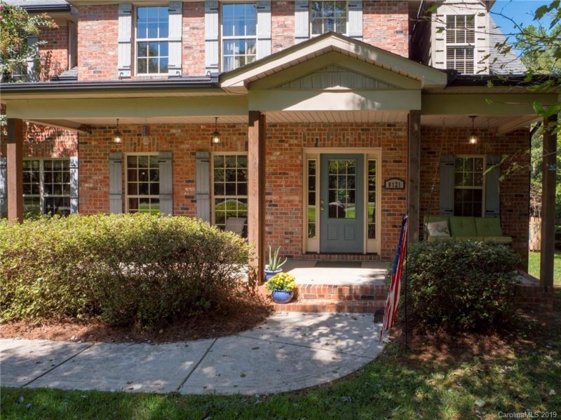 Property image 3 at 8121 Cane Pointe Lane, Waxhaw, NC 28173