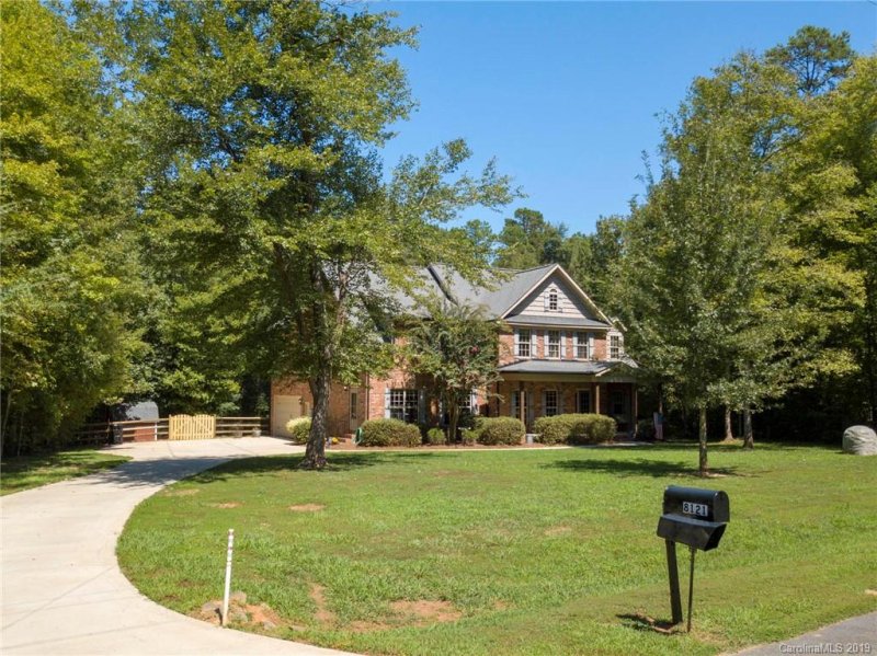 Property image 4 at 8121 Cane Pointe Lane, Waxhaw, NC 28173